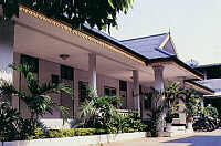 Roong Ruang Hotel, Thapae Gate, Chiang Mai  (7.4 K)