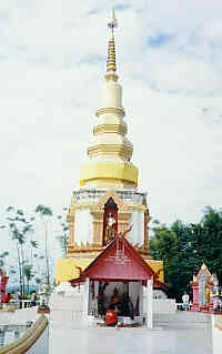 Pratat Yonok Nakon Sangkum, Ko Mae Mai, Ban Nong Nam, Chiang Saen (Bild 3) 7.8 K